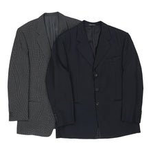 Load image into Gallery viewer, Mens Designer Mix (£40 / KG) - Vintage Wholesale
