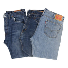 Load image into Gallery viewer, Levis Jeans 501/505 Mix (£10 / Piece) - Per Piece
