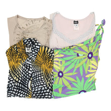 Load image into Gallery viewer, Womens Designer Mix (£40 / KG) - Vintage Wholesale
