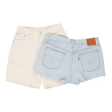 Load image into Gallery viewer, Levis Shorts (£17 / KG) - Vintage Wholesale
