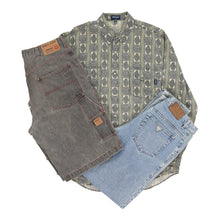 Load image into Gallery viewer, 90s American Brand Mix (£18 / KG) - Vintage Wholesale
