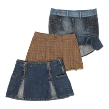 Load image into Gallery viewer, Womens Y2K / Preloved Mix (£12 / KG) - Vintage Wholesale
