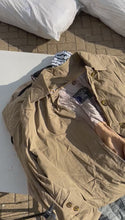 Load and play video in Gallery viewer, Burberry Mix (£64 / KG) - Vintage Wholesale
