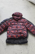 Load and play video in Gallery viewer, Moncler Jackets (£90 / Piece) - Vintage Wholesale
