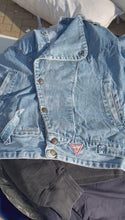 Load and play video in Gallery viewer, 90s American Brand Mix (£18 / KG) - Vintage Wholesale
